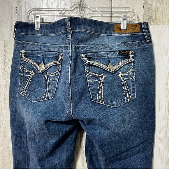 Seven7 Blue Capri Pants with Faded Indigo Wash - Picture 7 of 13